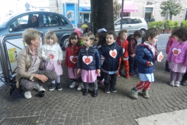 Di Pangrazio e Verdecchia festeggiano la primavera con 100 bambini
